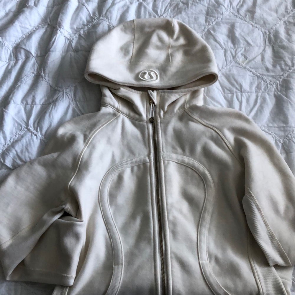 Lululemon Scuba Hoodie size 6